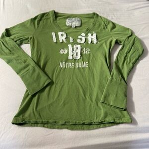 Campus Crew Green Classic Y2K 2000s Graphic V Neck Long Sleeve Tee